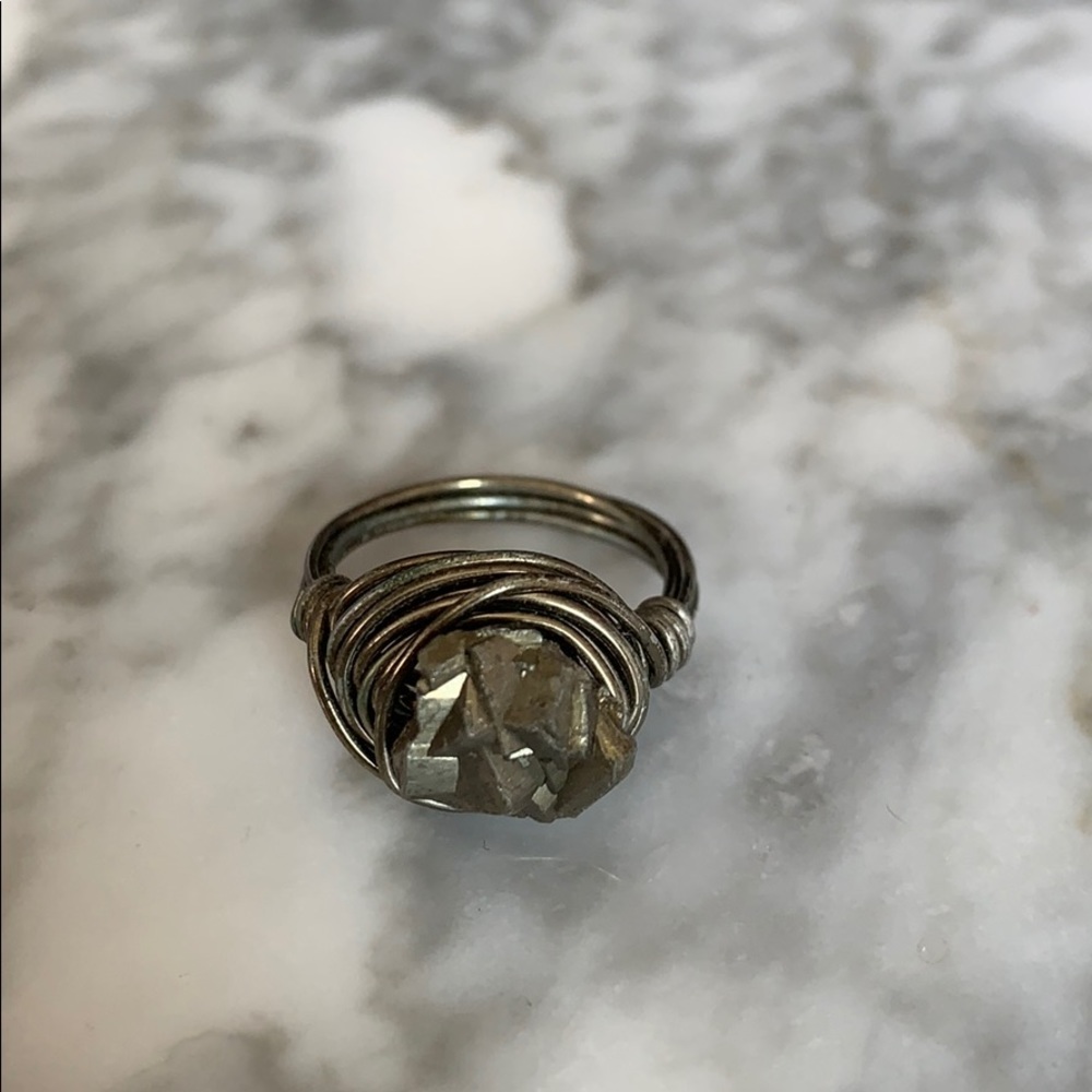 Stone ring - Picture 2 of 3